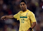 开云官网-欧冠淘汰赛之夜，米切尔扛起全队，独木成林的孤勇传奇