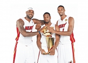 开云在线直播-唯一性之战，詹姆斯持续制造杀伤，深圳队决胜局带走辽宁队