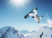 开云体育入口-迪巴拉关键先生本色再现，多特蒙德爆冷里昂揭示欧冠新变局