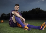 开云体育中国-北非雄鹰展翅安菲尔德，加克波闪电战让红军梦碎，阿尔及利亚式防反击溃利物浦