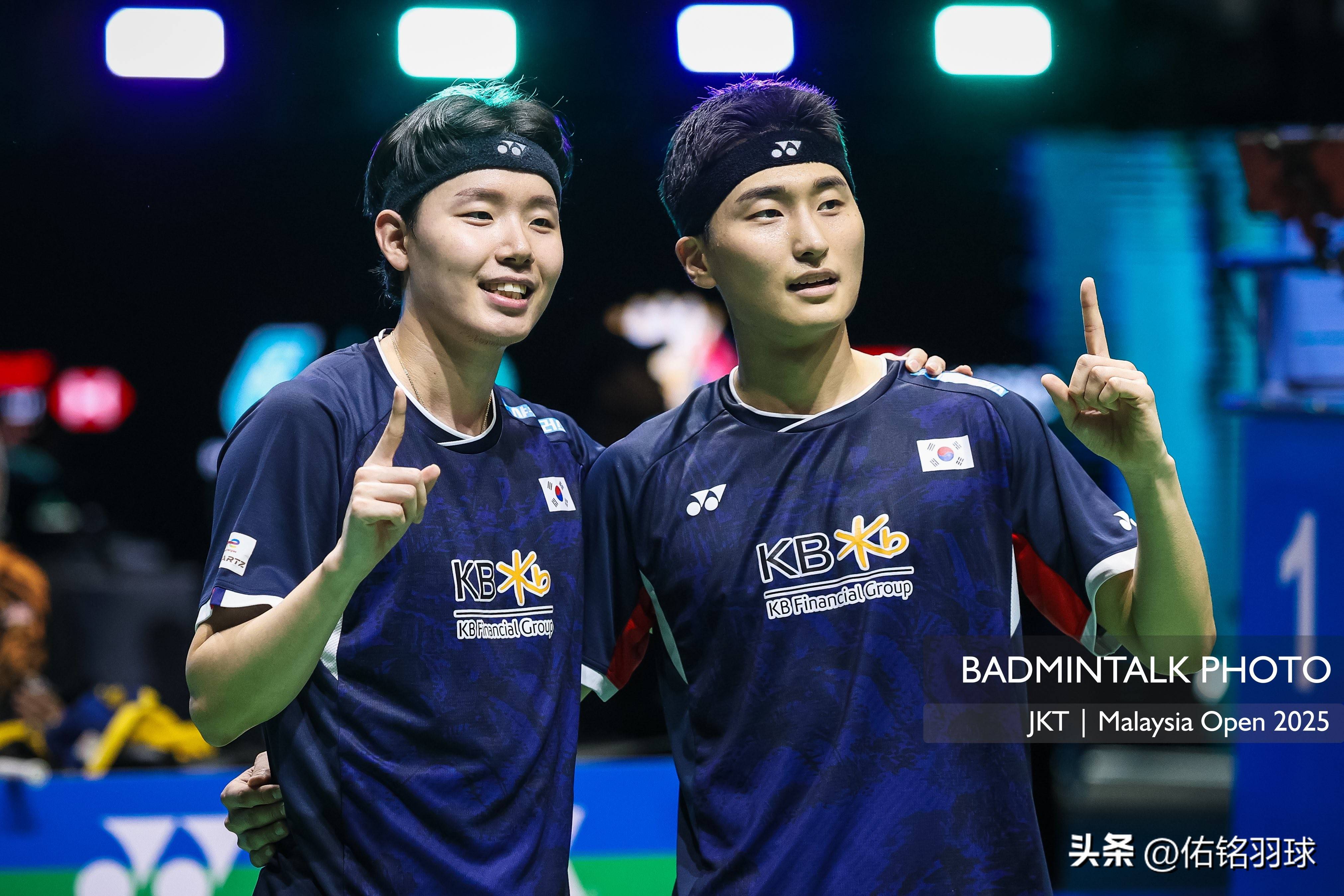 印度羽毛球队绝地反击中国羽毛球队，辛杜制霸全场的简单介绍