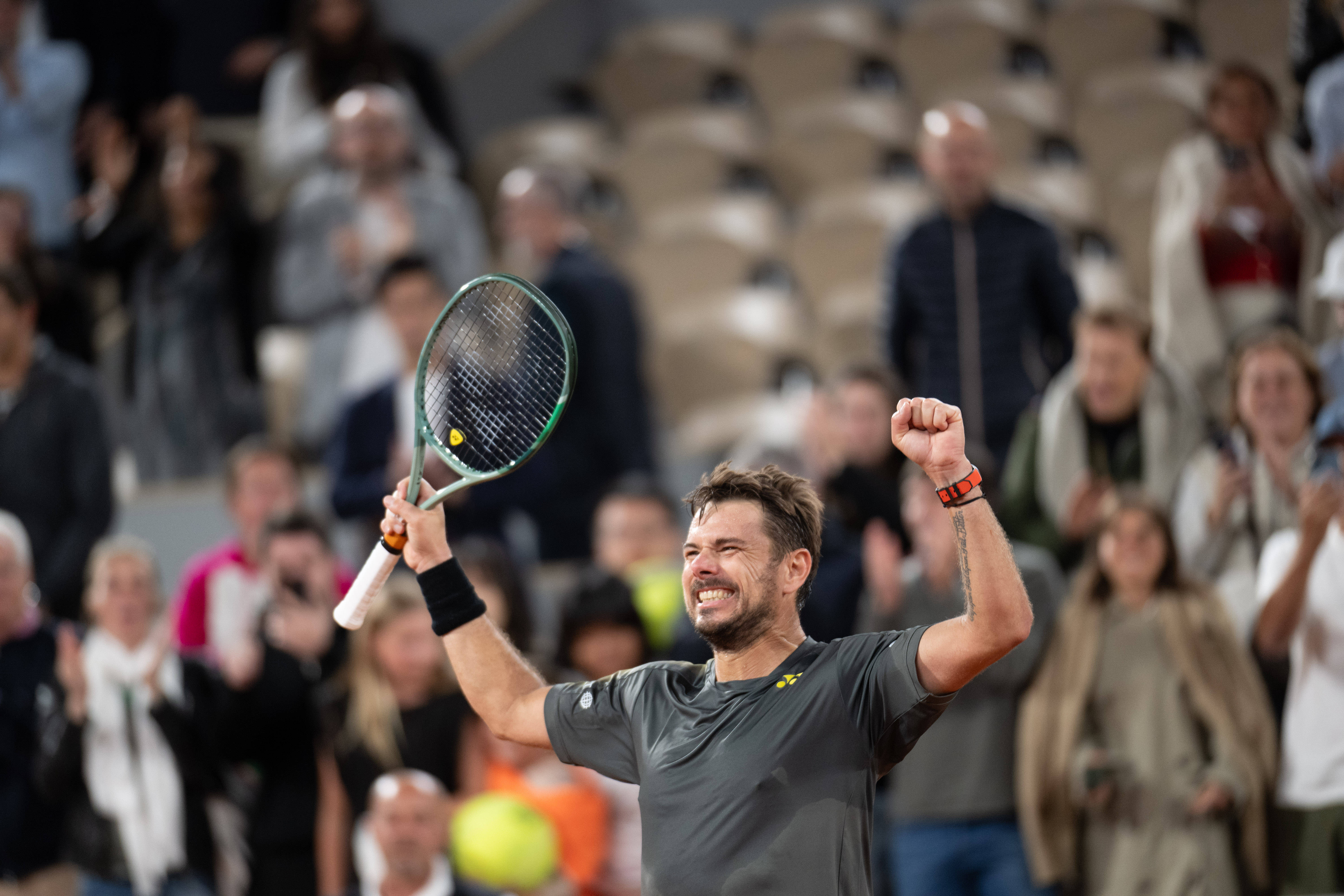 日本网球队鏖战西班牙网球队，穆雷绝境逆转的简单介绍