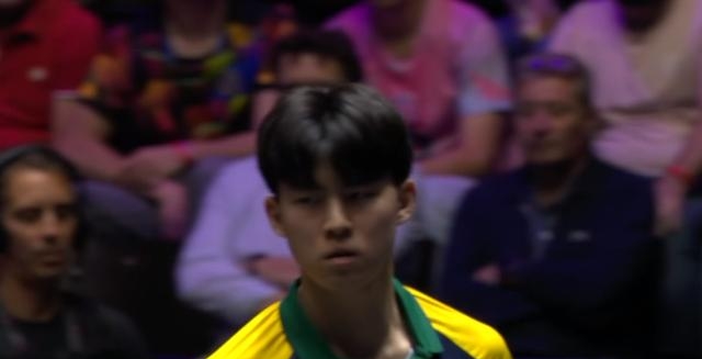 瑞典队轻取日本队，奥恰洛夫统治全场的简单介绍