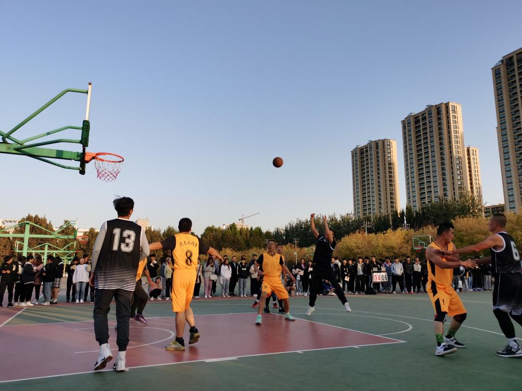 战术变阵取得连胜，队内氛围大好的简单介绍