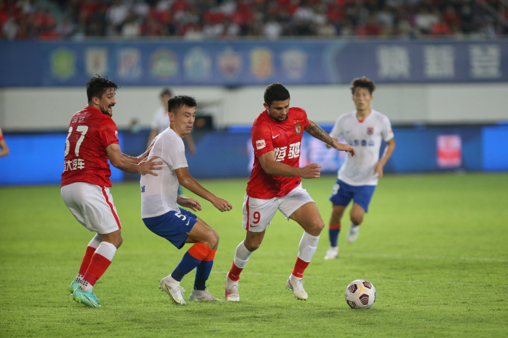 球员状态回勇备受称赞,球队备战冲刺登峰的简单介绍 球员状态回勇备受称赞,球队备战冲刺登峰的简单介绍