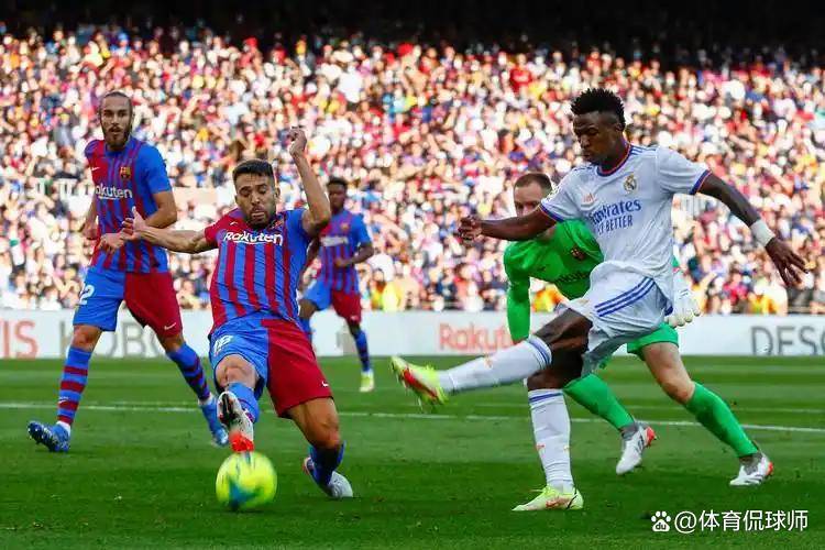 关于秘鲁逆转巴萨，萨拉赫三分雨点燃全场的信息