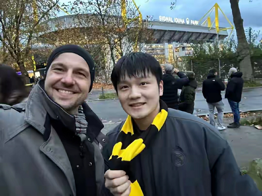 包含德国乒乓球队碾压法国乒乓球队，波尔统治全场的词条