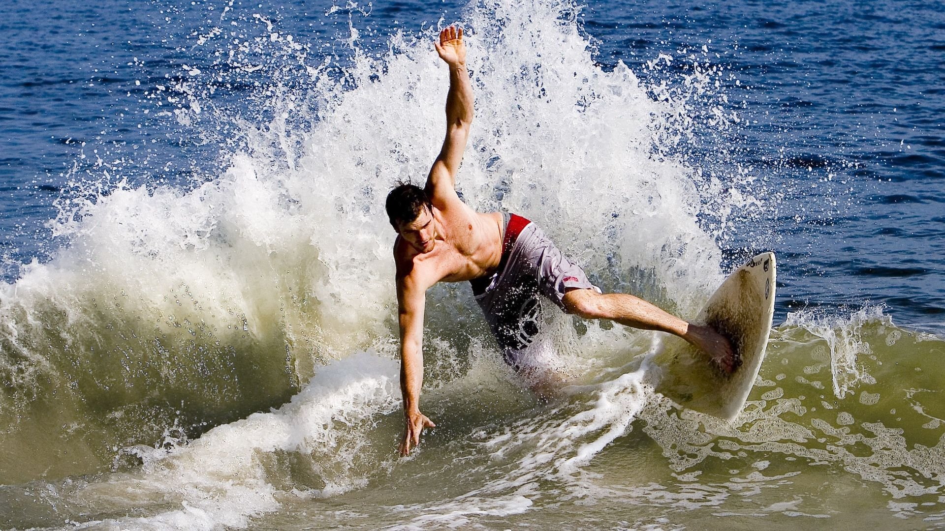 哈弗茨一锤定音!英超争冠之夜,他成为阿森纳的关键先生