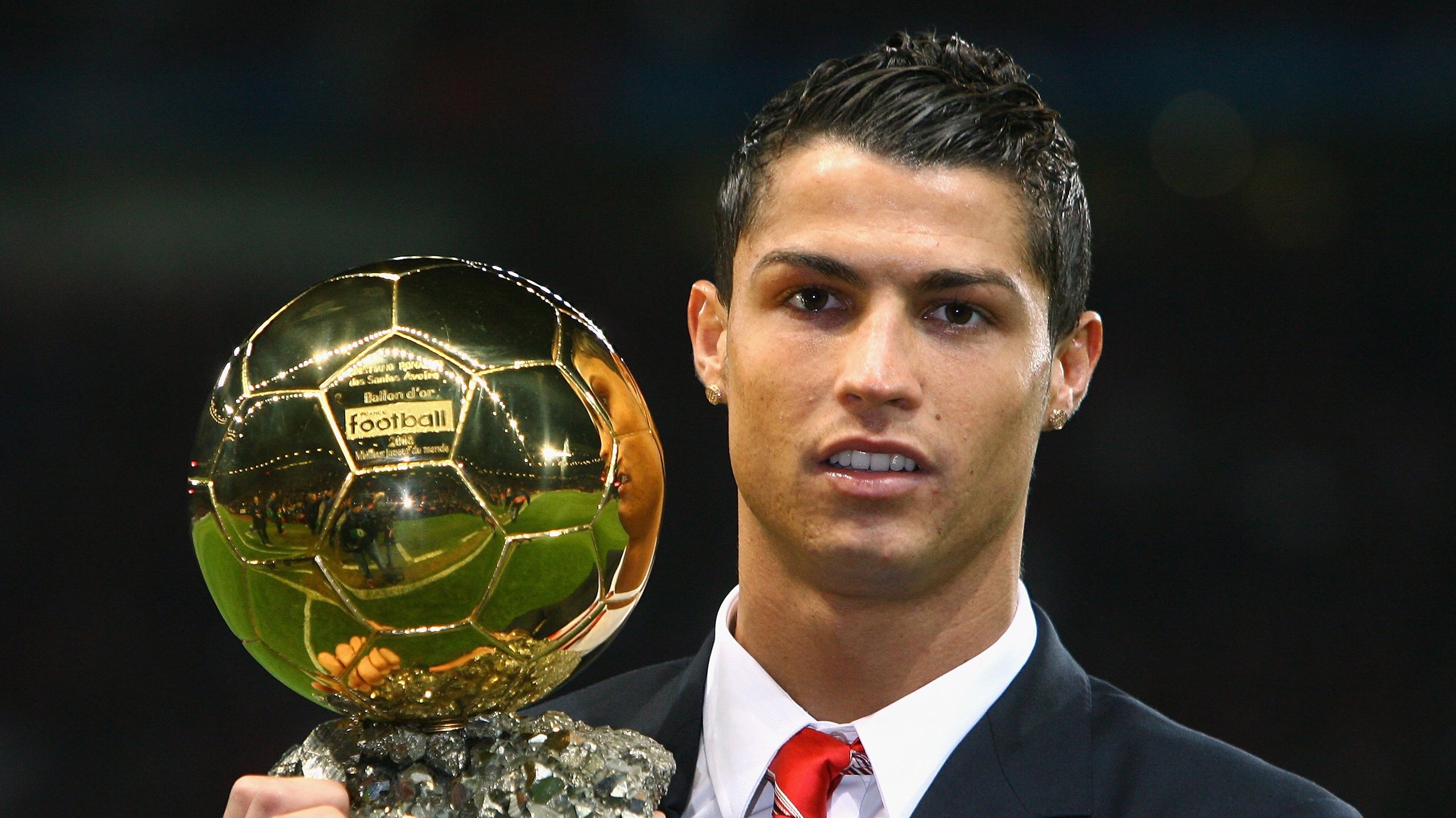 英超争冠之夜，英格拉姆关键时刻站出来